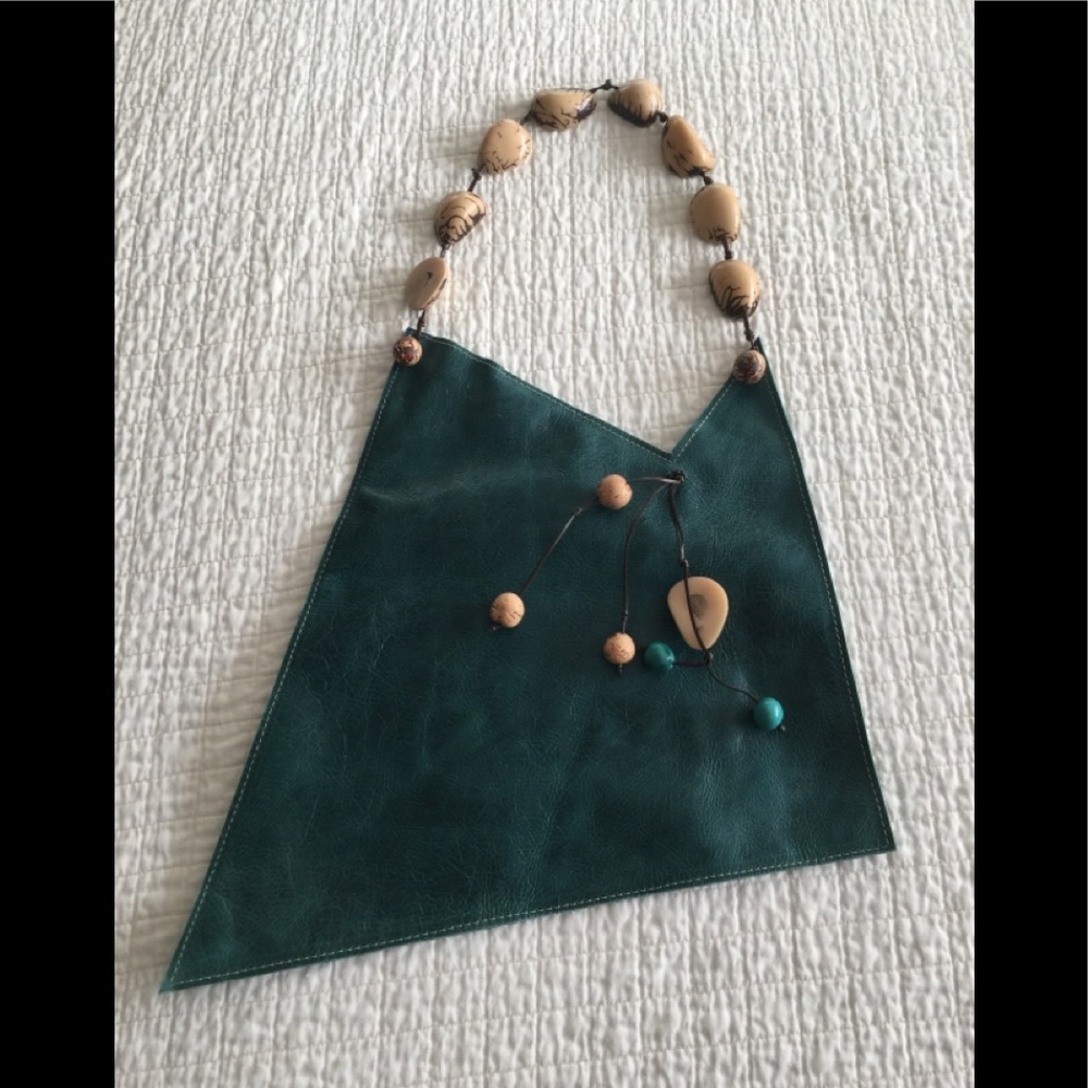 Sulay Rodriguez teal leather abstract sized handbag w/natural shoulder strap